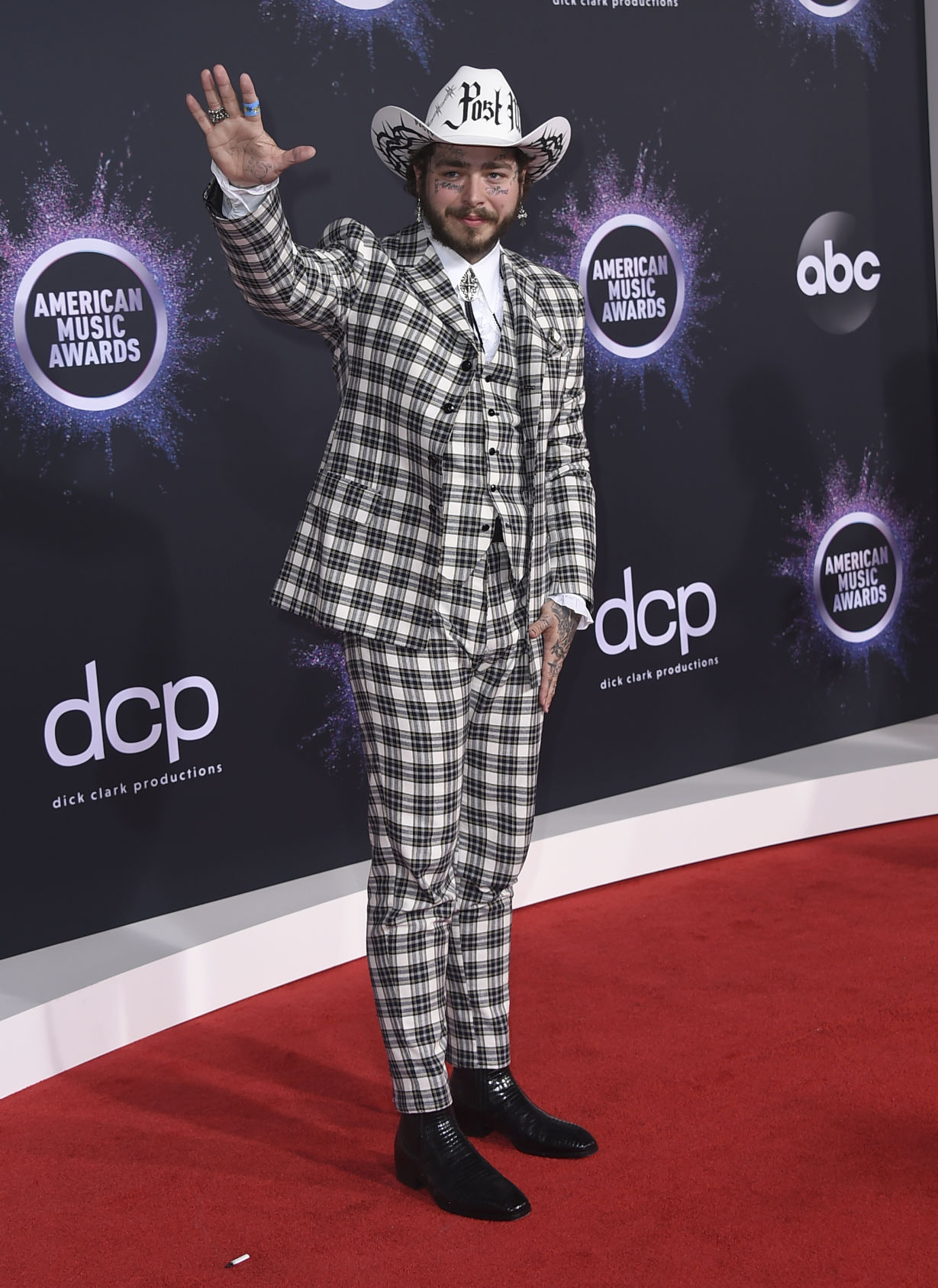 2019 American Music Awards - Arrivals